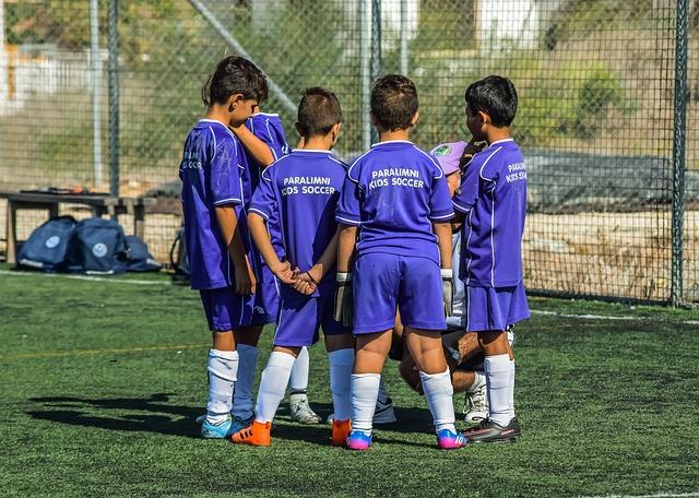 小学校低学年向けのサッカーの練習メニューは メニューの例も紹介 サカイク