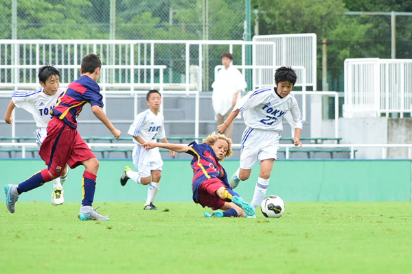 スライディングは最後の手段 小学生から身に着けるべき守備のセオリーとは サカイク