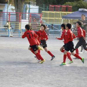 ゆるい指導じゃ強くならない と言われたけれど 周囲の予想を裏切った町クラブ躍進の秘密 サカイク