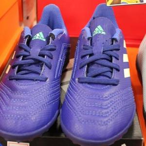 futabasports_shoes1-thumb-
