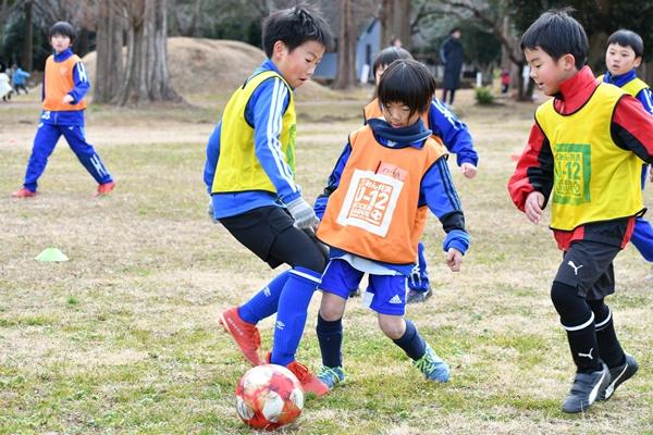 上手い子だけボールを触れればいいの サッカー強国ドイツが導入を決めた３vs３のミニゲーム フニーニョ とは サカイク