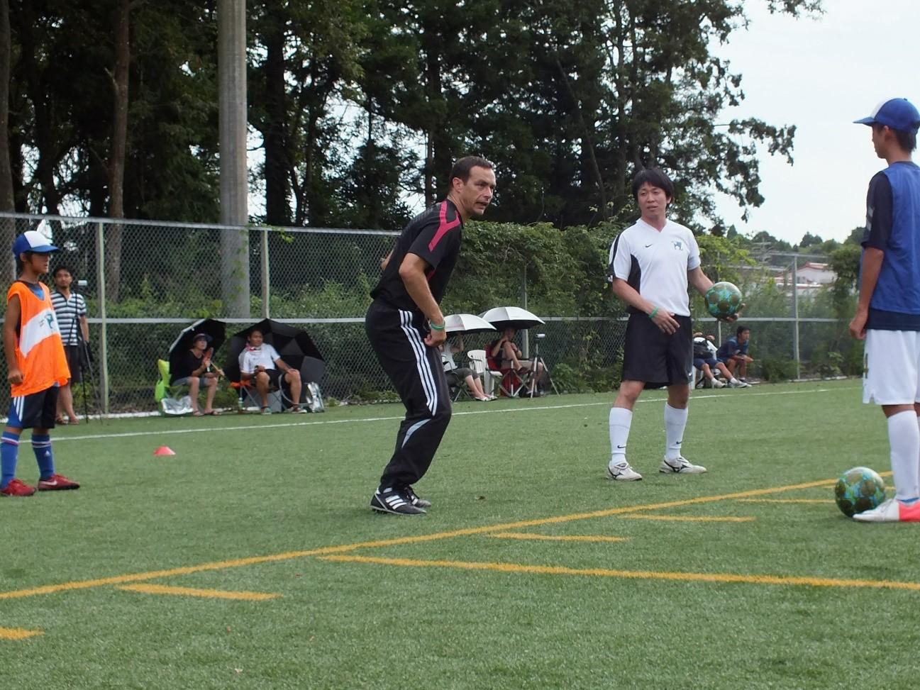 パリ サンジェルマンでダイレクターを務めた指導者が語る スペインと日本で育成年代の選手における11の違いとは サカイク パリ サンジェルマンでダイレクターを務めた指導者が語る スペインと日本で育成年代の選手における11の違いとは サカイク