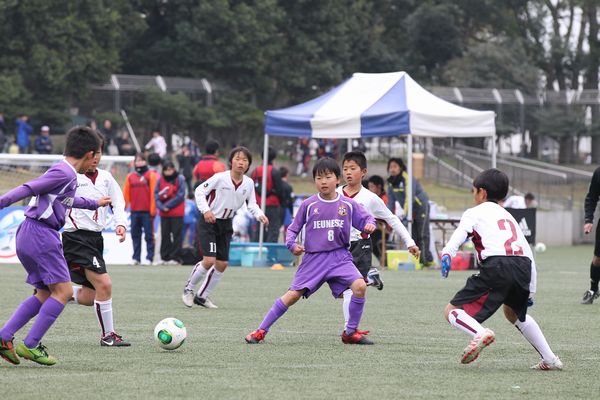 サッカーにも役立つ発想力 ひらめき力を鍛える脳トレ サカイク