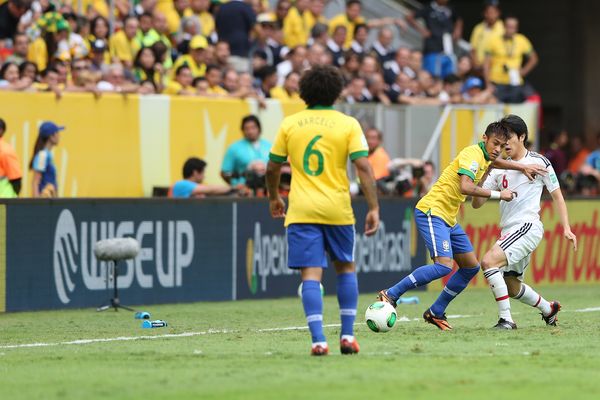 フットサルのテクニックがサッカーに役立つ理由とは サカイク