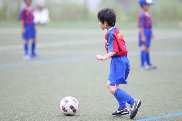 史上初の4年連続fifaバロンドール 年間最優秀選手 を受賞した リオネル メッシの名言 サカイク