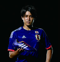 アディダスの最新スパイク 至極のフィッティング | サカイク