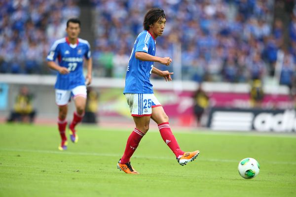 メッシや元日本代表 中村俊輔らレフティーには天才選手が多い サッカーにおける左利きの謎 サカイク