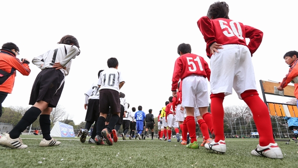 本田圭佑も実践する 夢からの逆算 で子どもを育てる サカイク