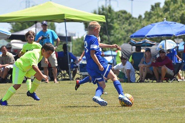 小学生の練習時間は 年齢ごとのサッカーの推奨練習時間を解説 サカイク