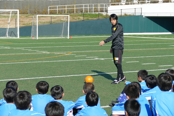 サッカーで慌てない方法は を上げること サカイク