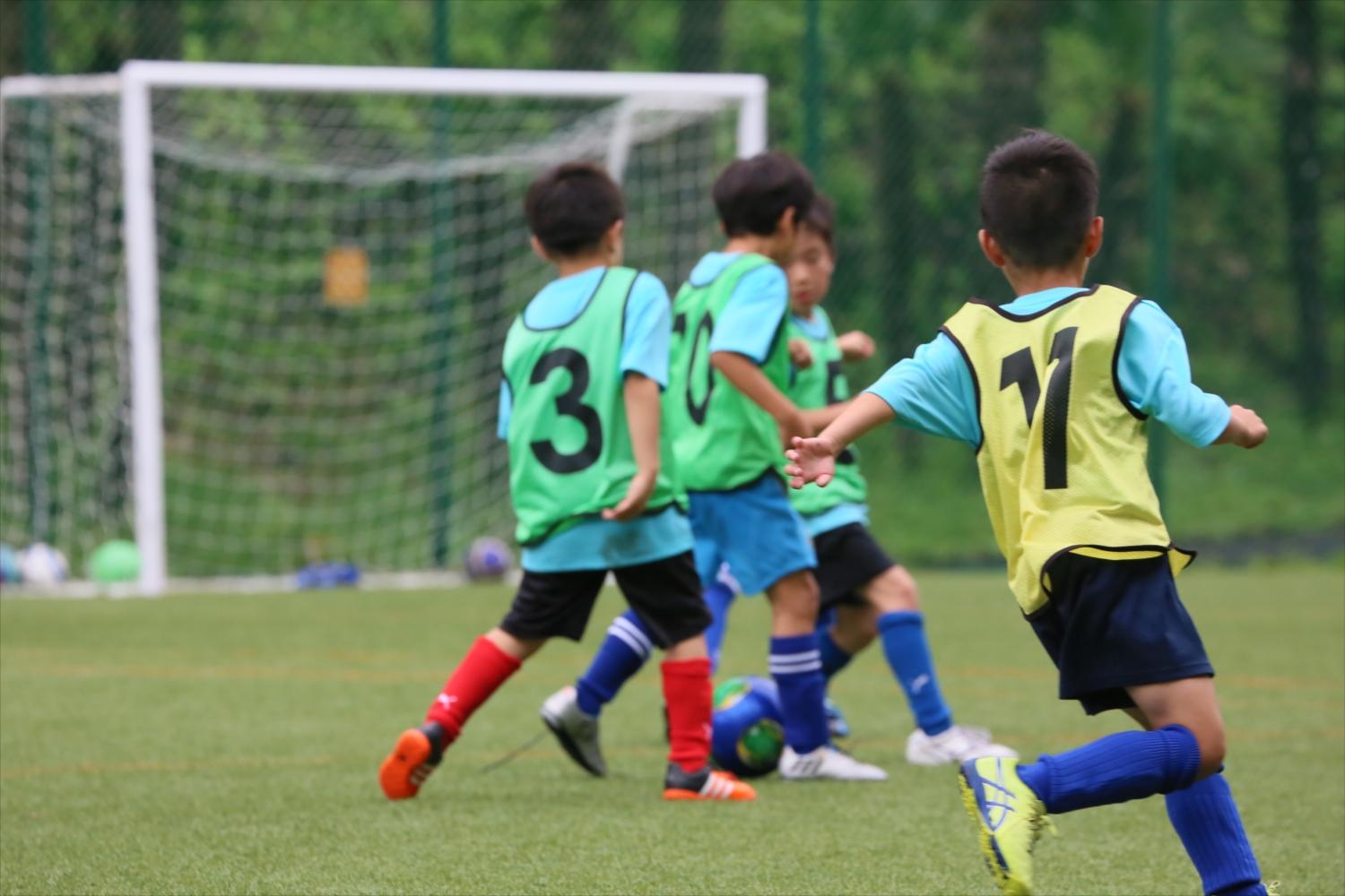 引っ込み思案の息子を変えたかった父の思いと、息子を変えたサッカーコーチの"ひと言" サカイク