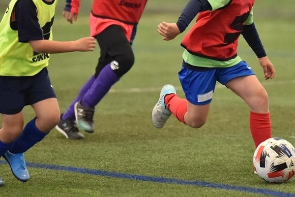 連携プレーに難あり Dfとgkがイメージを共有して声かけを増やすにはどんな指導をすればいい サカイク