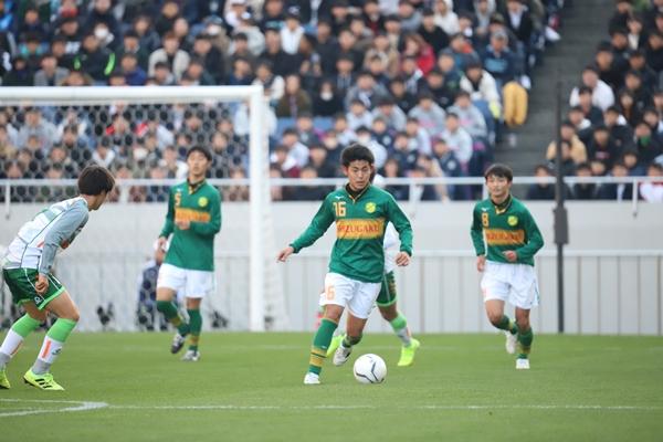 マニュアル通りの指導ではコピーを生むだけ 見る者を魅了するサッカーを貫く静岡学園の井田勝通総監督が若い指導者に伝えたいこと サカイク