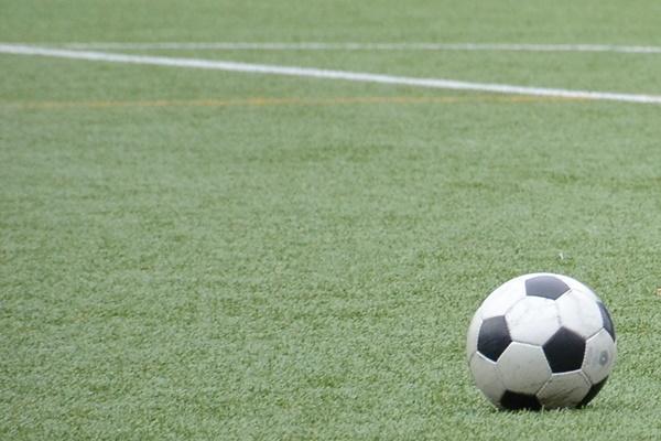 あいつにはパス出すな 選手いじめ をするコーチ問題 サカイク