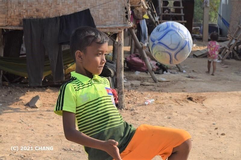 終了しました 着なくなったユニフォームや練習着を募集します アタックzero Presents 届けようユニフォームプロジェクト サカイク