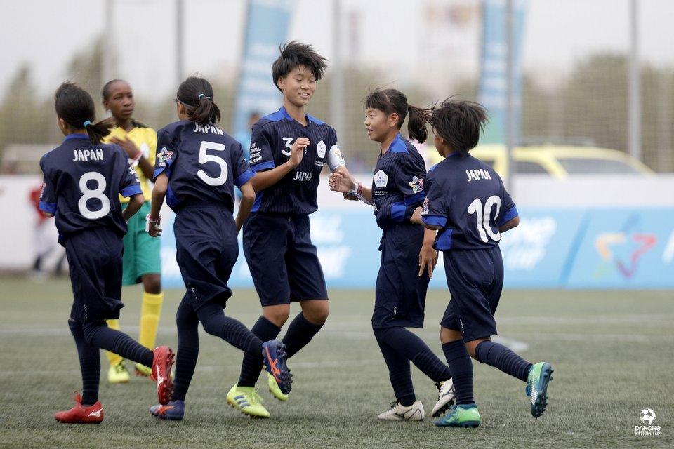 SportsRepublik 子供 ユース 大人用 男女用 サッカー M U-12の世界一を決めるFIFA公認国際大会で日本の女子チームが世界4位