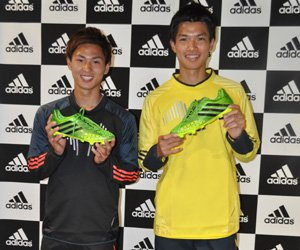 石川直宏選手サイン入りスパイク adidas Football Dayを開催。石川直宏、扇原貴宏らが愛用スパイクをPR